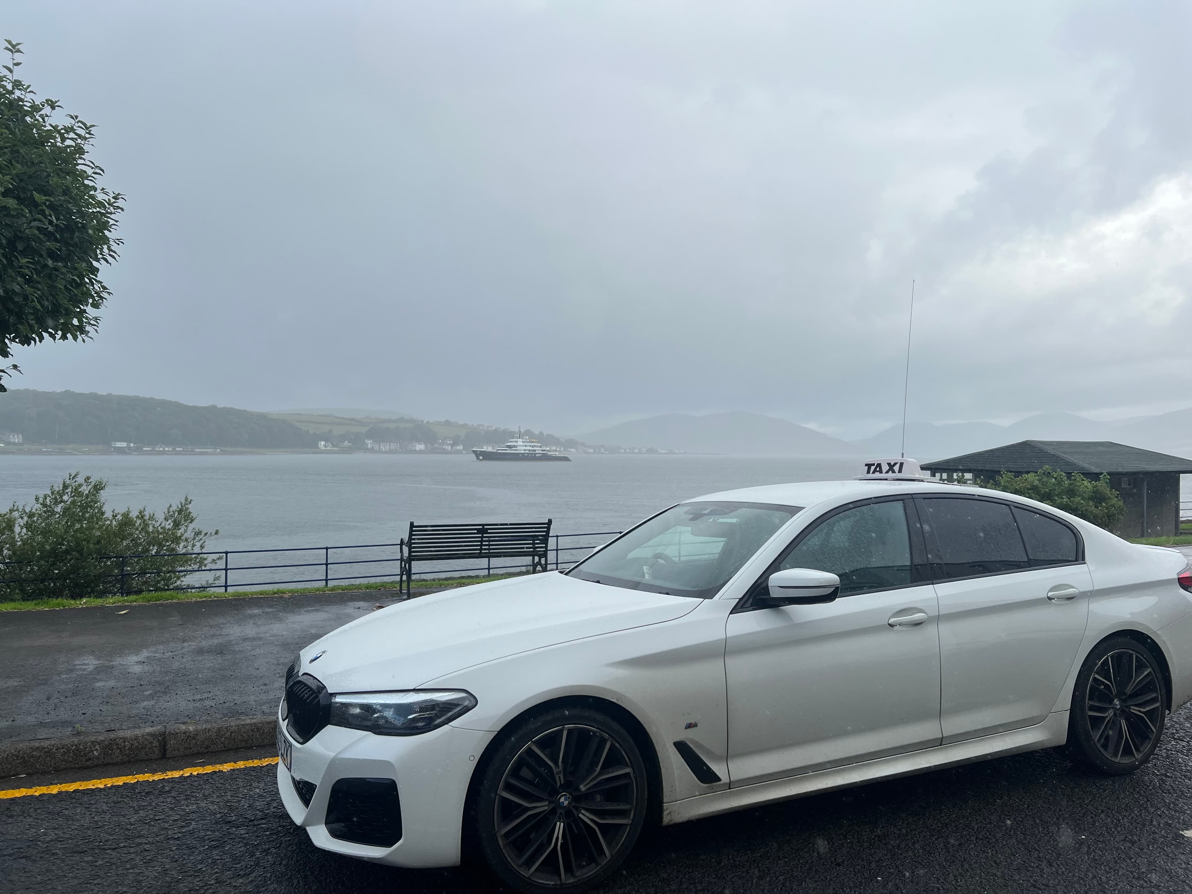 Taxi with cruise ship